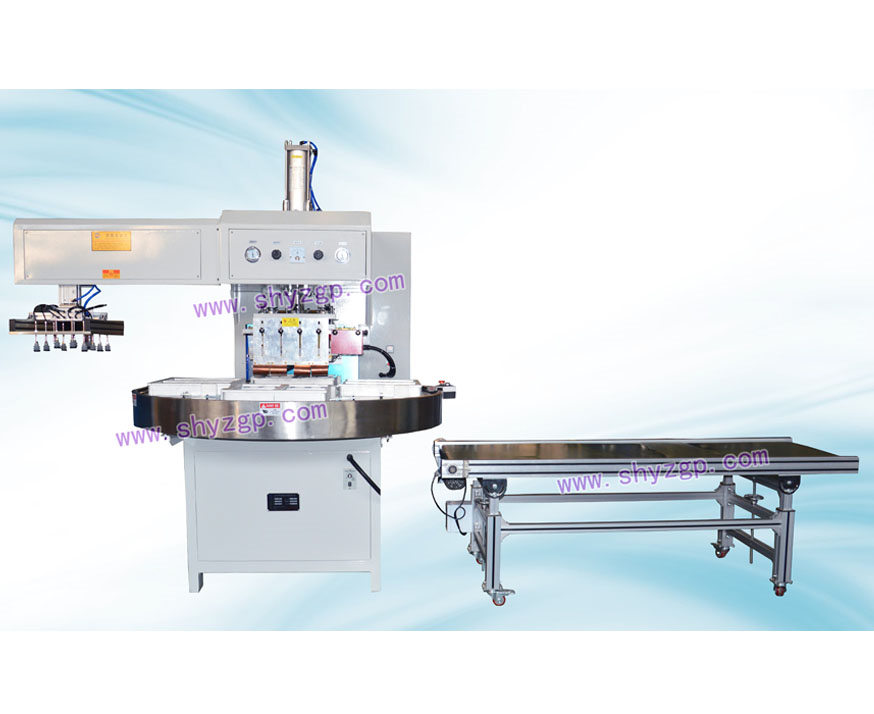 Heat sealing machine